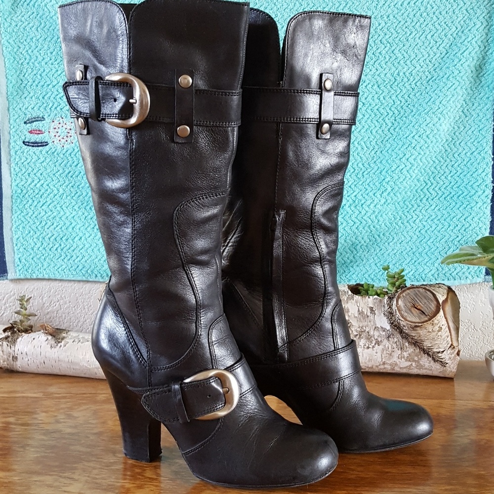 Arturo Chiang Leather Boots